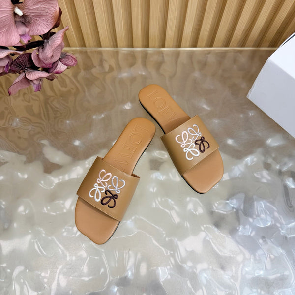 Loew Sandal Brown in Sheepskin 749331