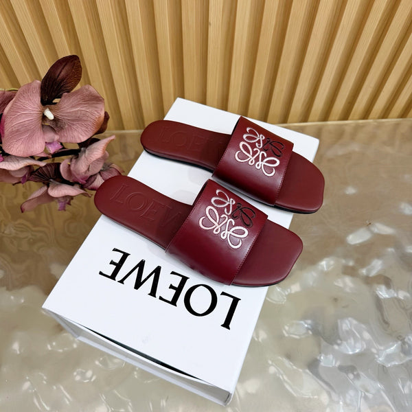 Loew Sandal Burgundy in Sheepskin 749333