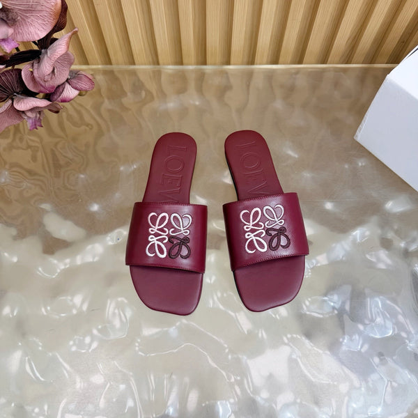 Loew Sandal Burgundy in Sheepskin 749333