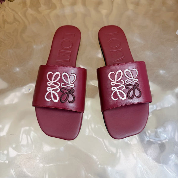 Loew Sandal Burgundy in Sheepskin 749333