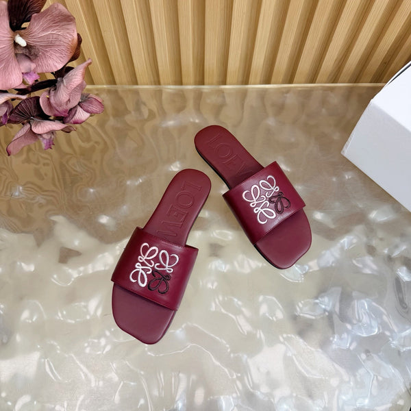 Loew Sandal Burgundy in Sheepskin 749333