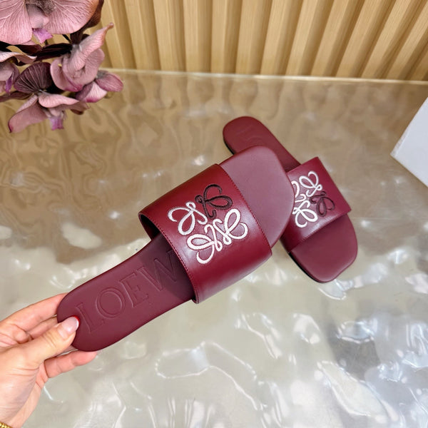 Loew Sandal Burgundy in Sheepskin 749333