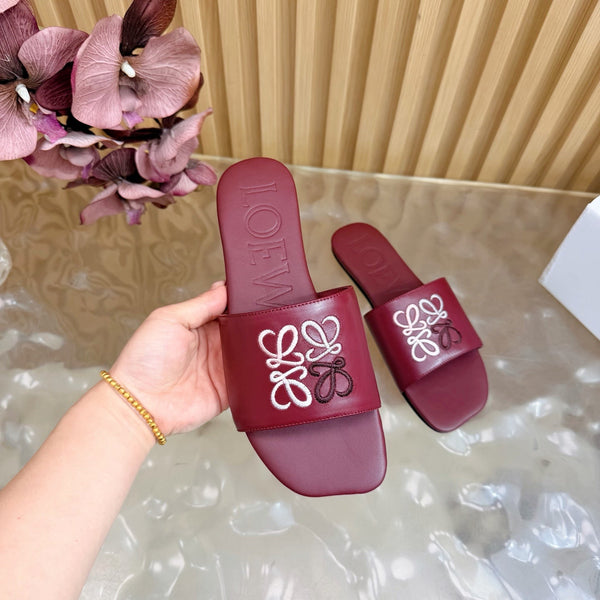 Loew Sandal Burgundy in Sheepskin 749333