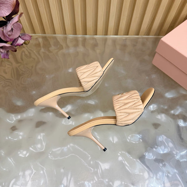MM Pointed-Toe High Heels 85 Beige in Sheepskin 749060