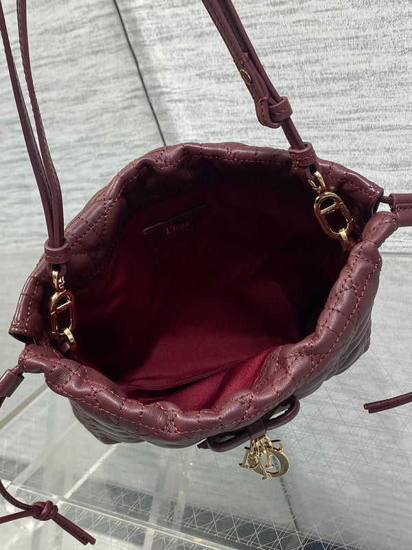 Sac CD Dior Adiorable 22cm bordeaux en cuir matelassé 286633