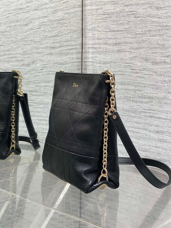 CD 26 Trianon Hobo Chain Bag 21cm Black in Cowhide 286596
