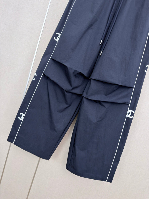 CC Double C Logo Printed Wide-leg Pants Navy Blue en Nylon 379604