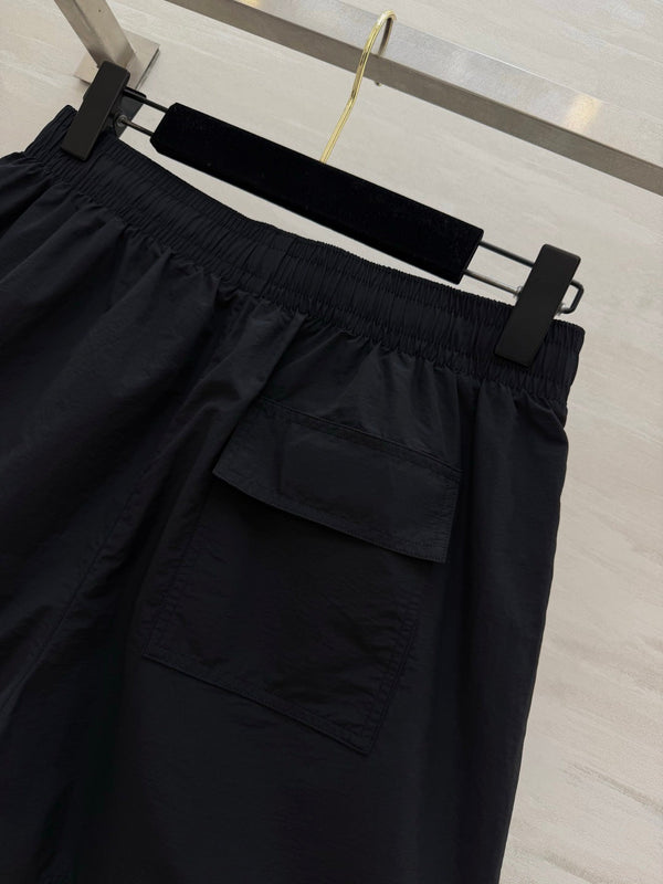 Short Décontracté Brodé Double C CC 26 Noir en Coton 379513