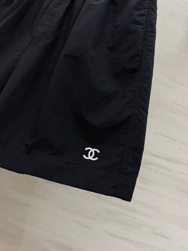 Short Décontracté Brodé Double C CC 26 Noir en Coton 379513