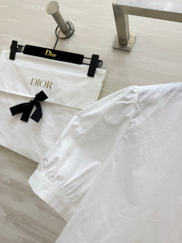CD 26 Pure White Blouse with Ruffled Trim in Cotton 379288