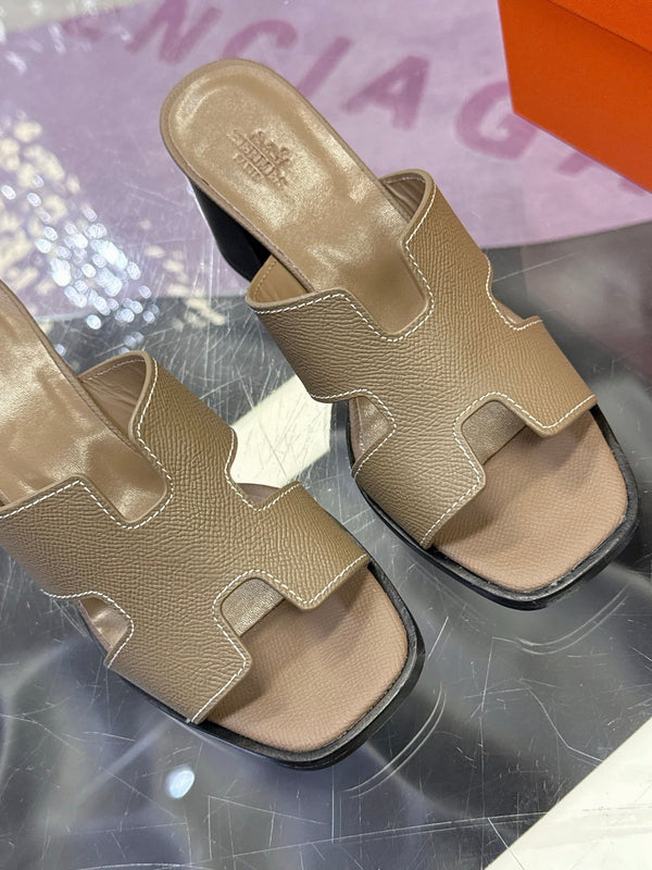 HM Sandal 90mm Taupe in Cowhide 757934