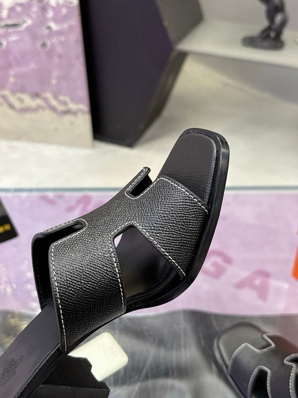 HM Sandal 90mm Black in Cowhide 757935