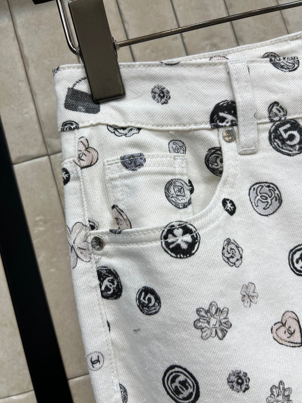 CC 26 Printed Flared Trousers White in Cotton 380161