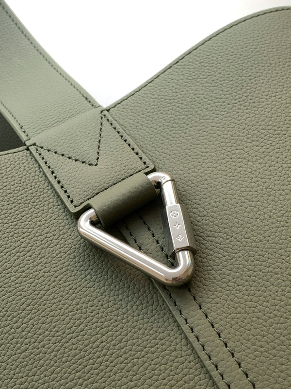 LV Verso Hobo Bag 33cm Sage Green in Calfskin 287233
