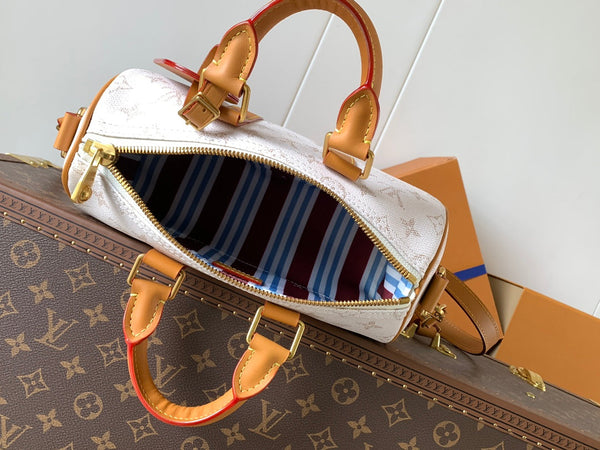 LV Keepall 25 Bandoulière Handbag White in Monogram coated Canvas 287218