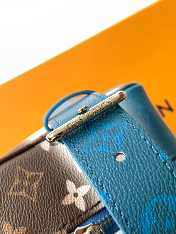 LV Locker Dopp Kit toiletry Bag 23cm Gradient Blue in Monogram Canvas 287017