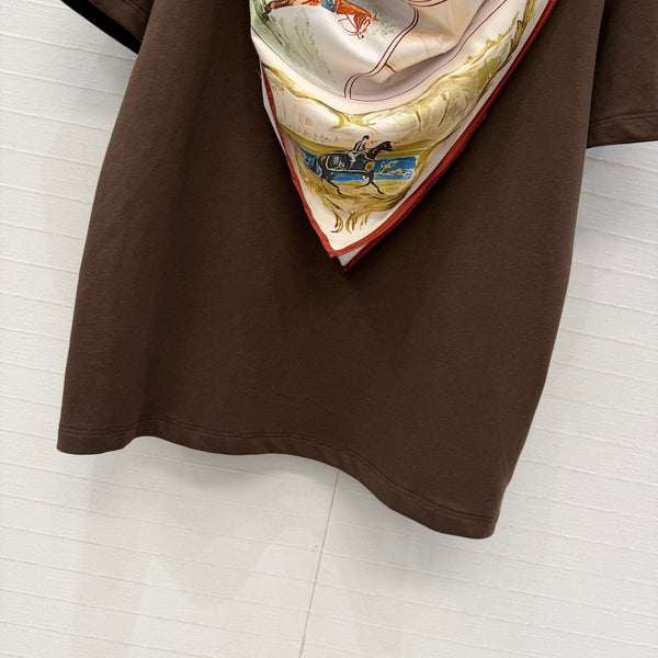 LP Metal Buckle Square Scarf and T-shirt Brown in Cotton