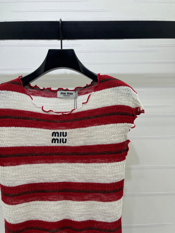 Miu 26 Color-blocked Striped Short-sleeved Top Red in Acrylic 380671
