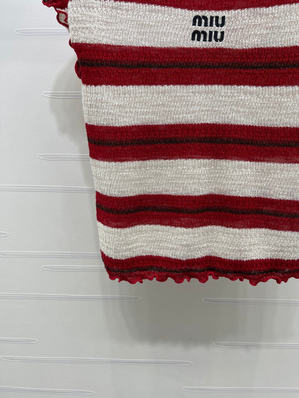 Miu 26 Color-blocked Striped Short-sleeved Top Red in Acrylic 380671