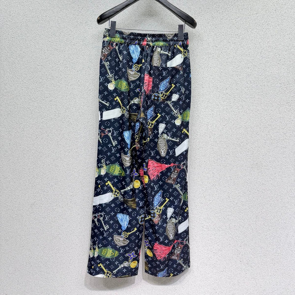 LV Buckle-print Casual Trousers Black Colorful in Polyester 382430