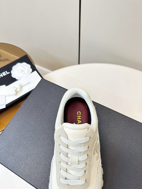 CC 26S Baseball Shoes Ivory in Suede and cotton Panels 771239