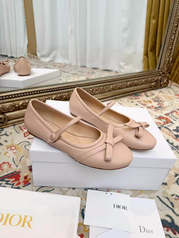 CD Ballerina Flats with a Bow Nude in Sheepskin 771785