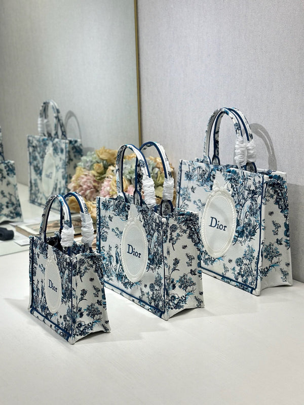 CD Book Tote  Blue in Canvas 288091