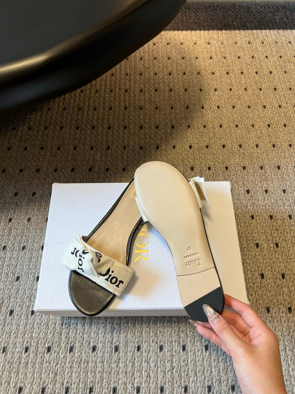 CD 26SS Letter Webbing Flat Sandals Black White in Fabric 789472