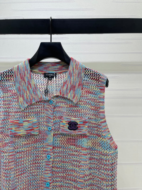 CC 26 Collared Knit Vest Colorful in Wool 385419