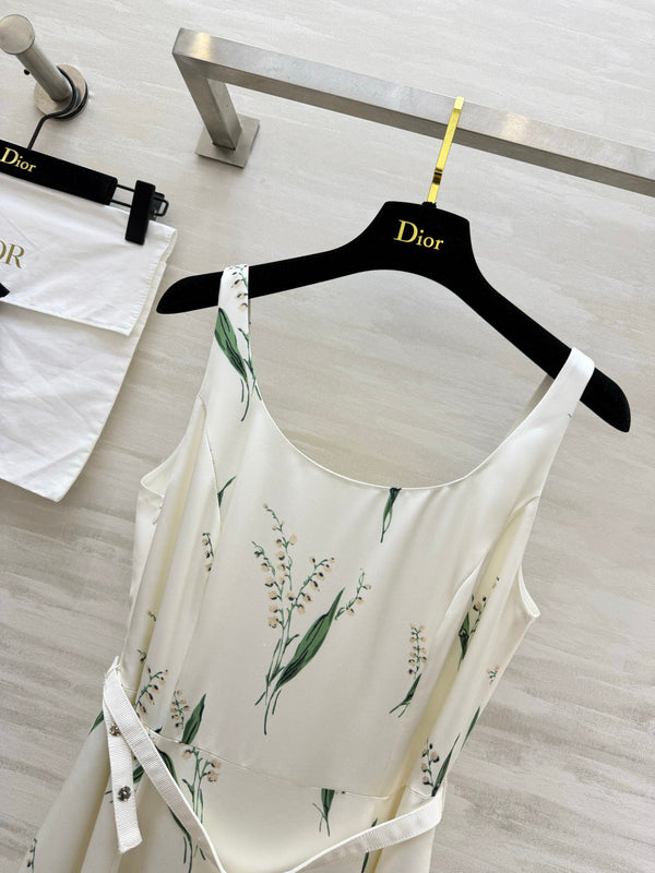 CD 26 Lily of the Valley Print Slip Dress White in Mulberry Silk 384743