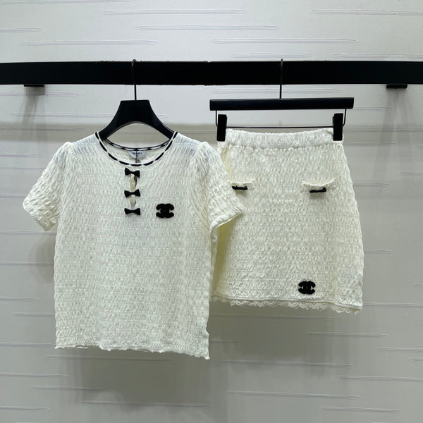 CC Bow-Tie Round Neck Knit Short-Sleeve Dress Set  White in Viscose 387003
