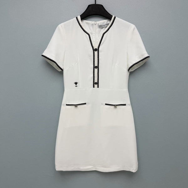 CD 26 Waist-Defining Short-Sleeve Dress White in Wool Knitwear and Cotton Blend 386807