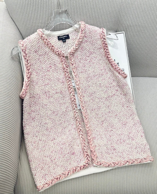 CC 26 Knitted Vest Jacket Light Pink in Wool 387497