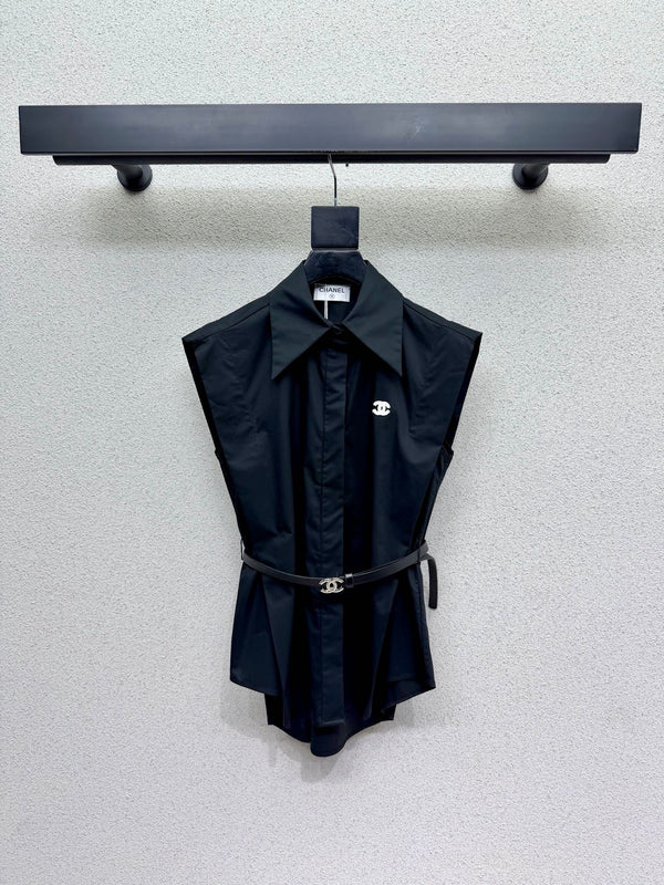 Chemise ajustée CC avec ceinture en coton 388485