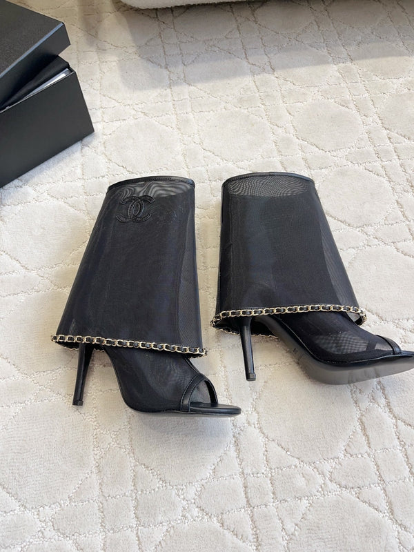 CC 26 Boots High-Heeled 95mm with Chain Black in Mesh 808103