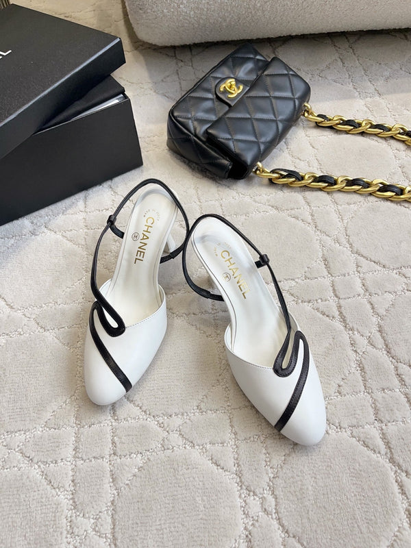 CC 26 Color-Blocked High Heels 75mm White in Leather 808102