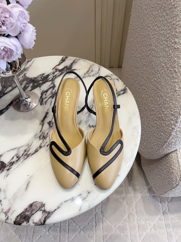 CC 26 Color-Blocked High Heels 75mm Beige in Leather 808101