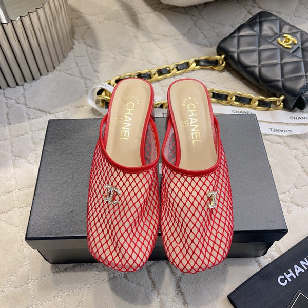 CC 26 Rhinestone Chunky Heel Mules 45mm Red in Mesh 808121