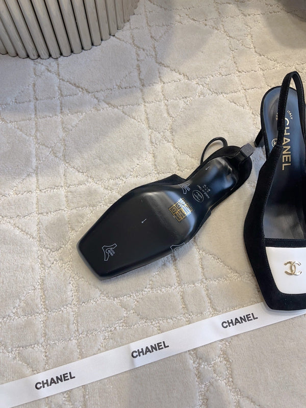 CC 26 Color-Blocked Open-Back High Heels 75mm Black in Deerskin 808132