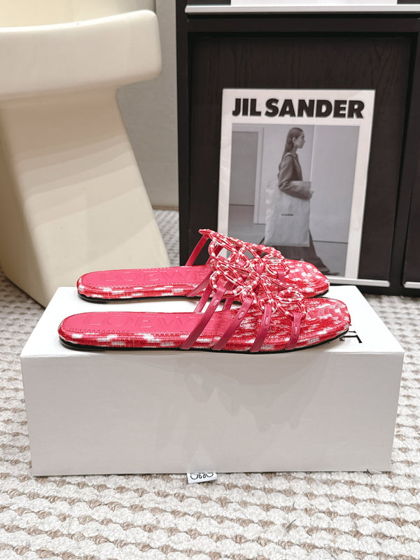 Loe 26 Openwork Woven Sandals Pink in Leather 813534