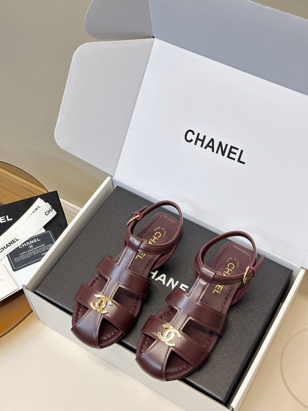 CC 26  T-strap Openwork Roman Sandals Burgundy in Cowhide  815986