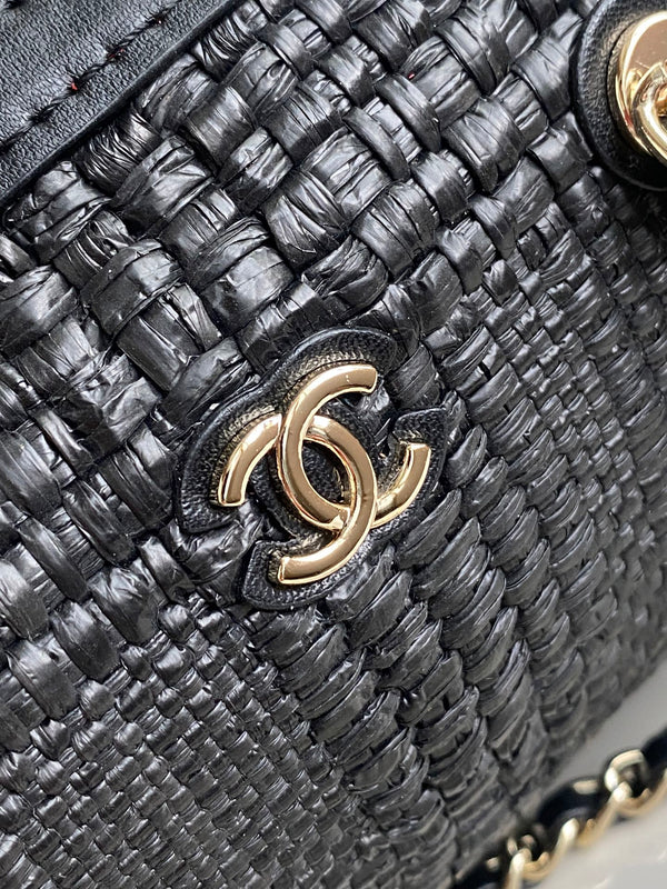 CC Classic Handbag With Chain 18.5cm Black Woven Coconut Fiber