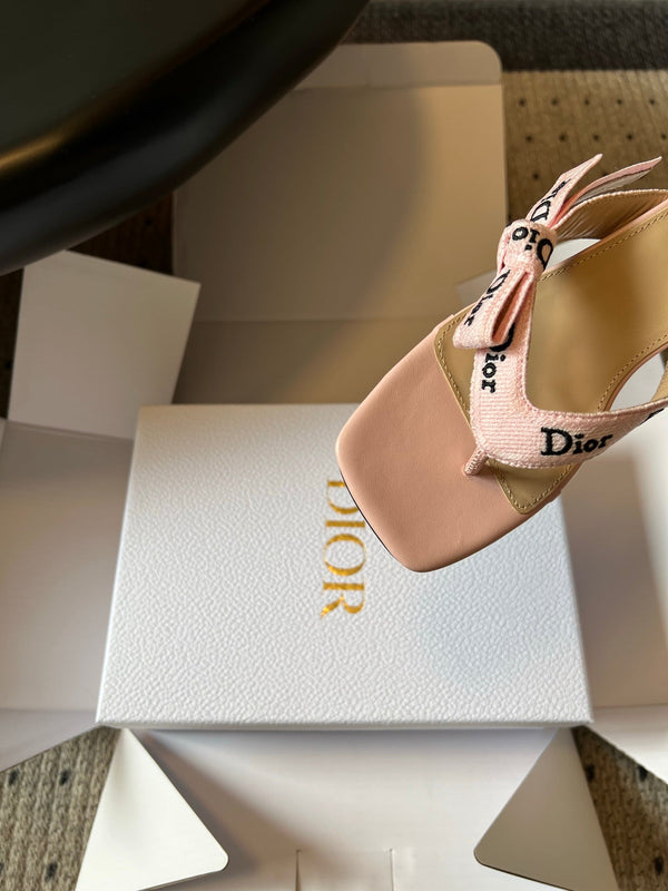 CD Heeled Thong Sandals Light Pink Embroidered Fabric