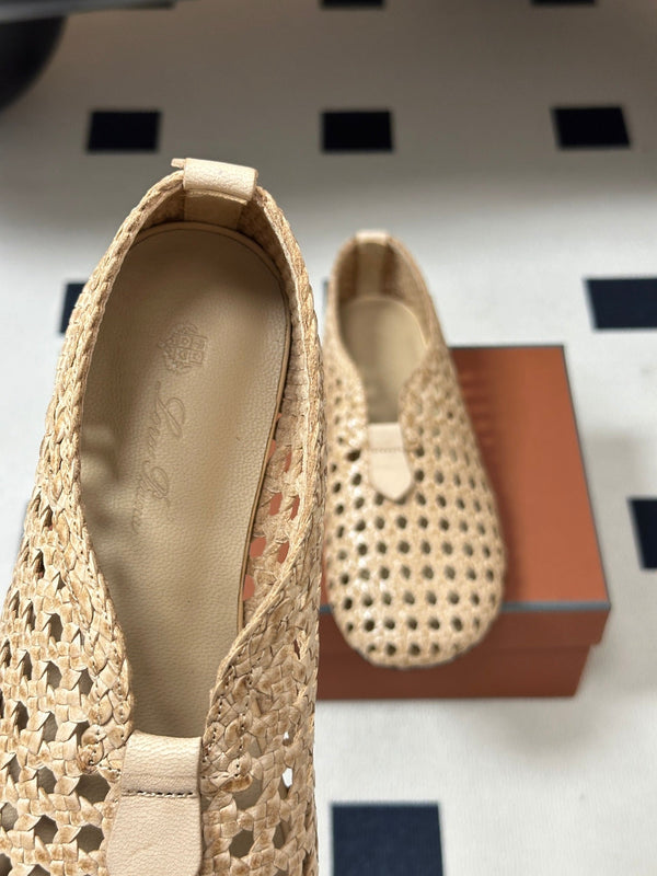 LP 26s Floaty Flats Light Begie Handwoven Cowhide Leather 235280
