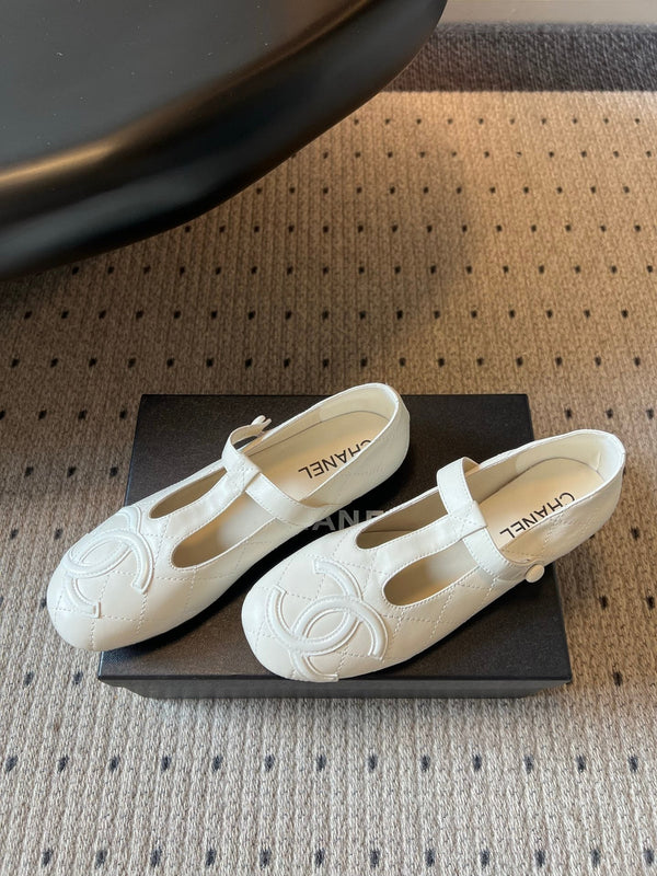 CC 26s T-Strap Mary Jane Flats White Cowhide