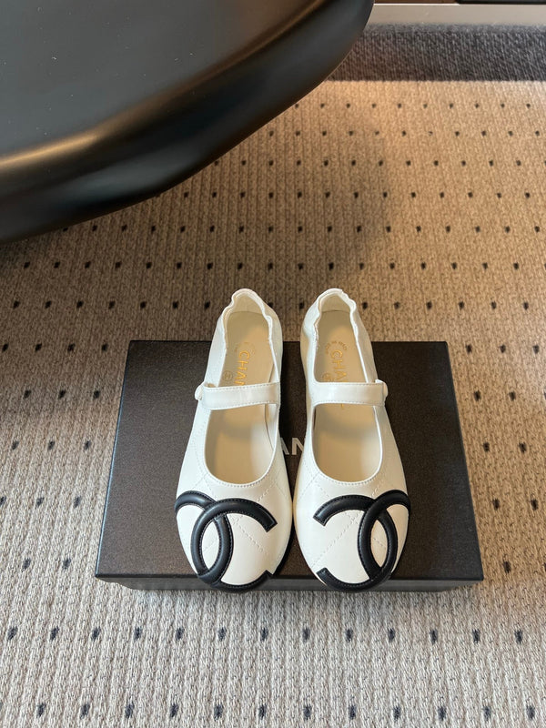 CC 26s Coco Beach Mary Jane Flats White Cowhide