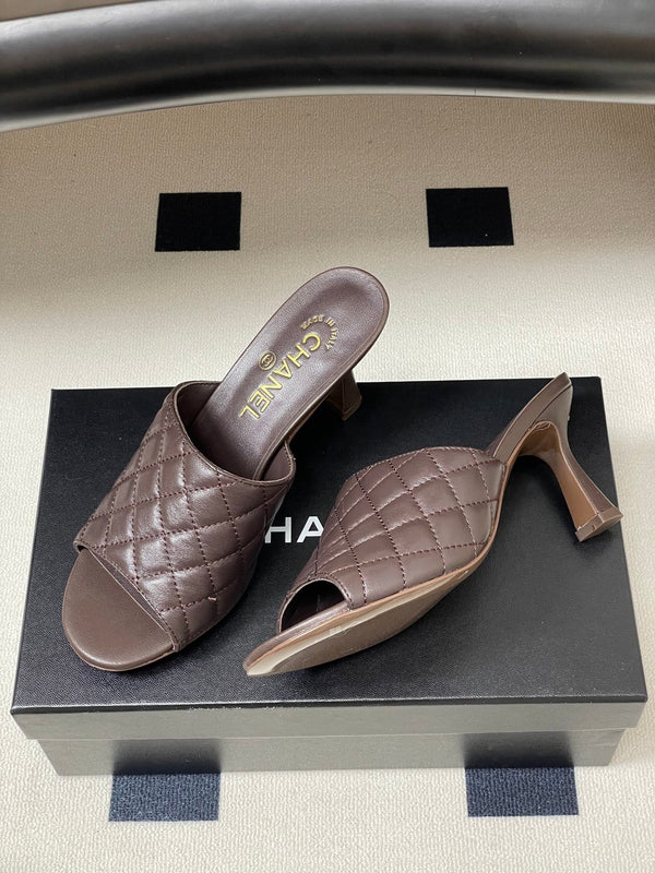 CC Quilted Heeled Sandal 8cm Dark Brown Lambskin 834717