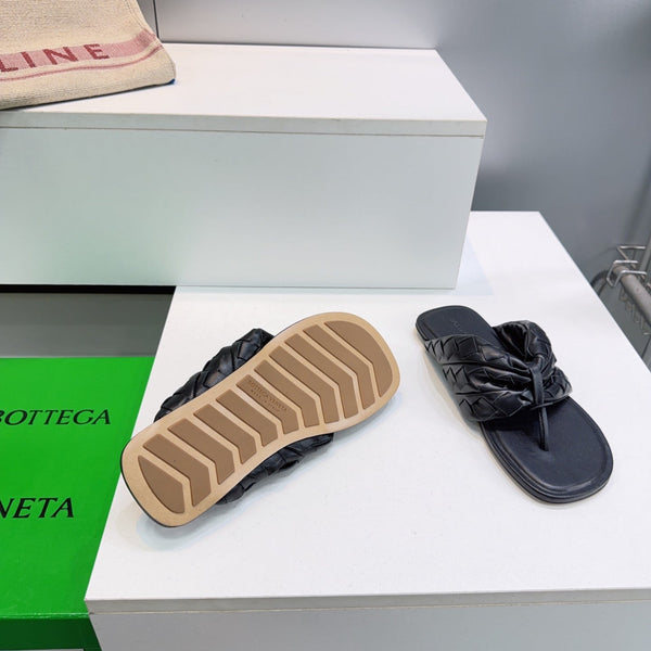 BV 26ss Thong Flip-Flops Black Leather 842947