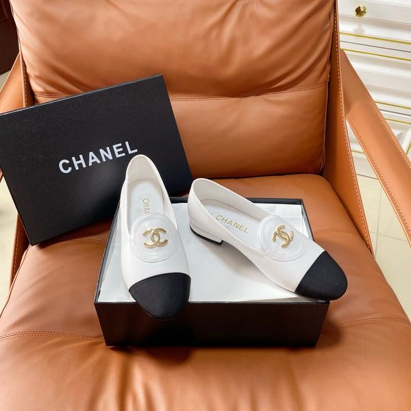 CC 26P Double C Loafers White Black Lambskin & Grosgrain 857976