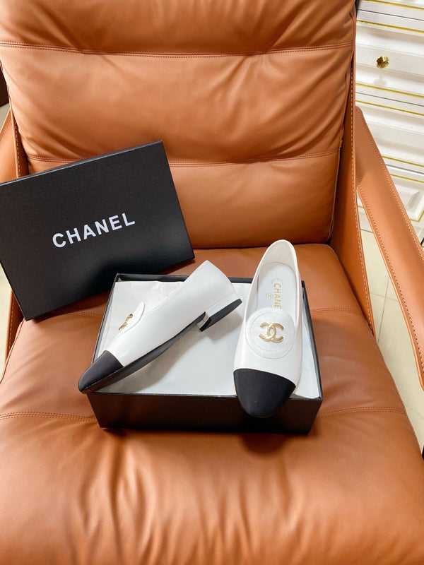 CC 26P Double C Loafers White Black Lambskin & Grosgrain 857976